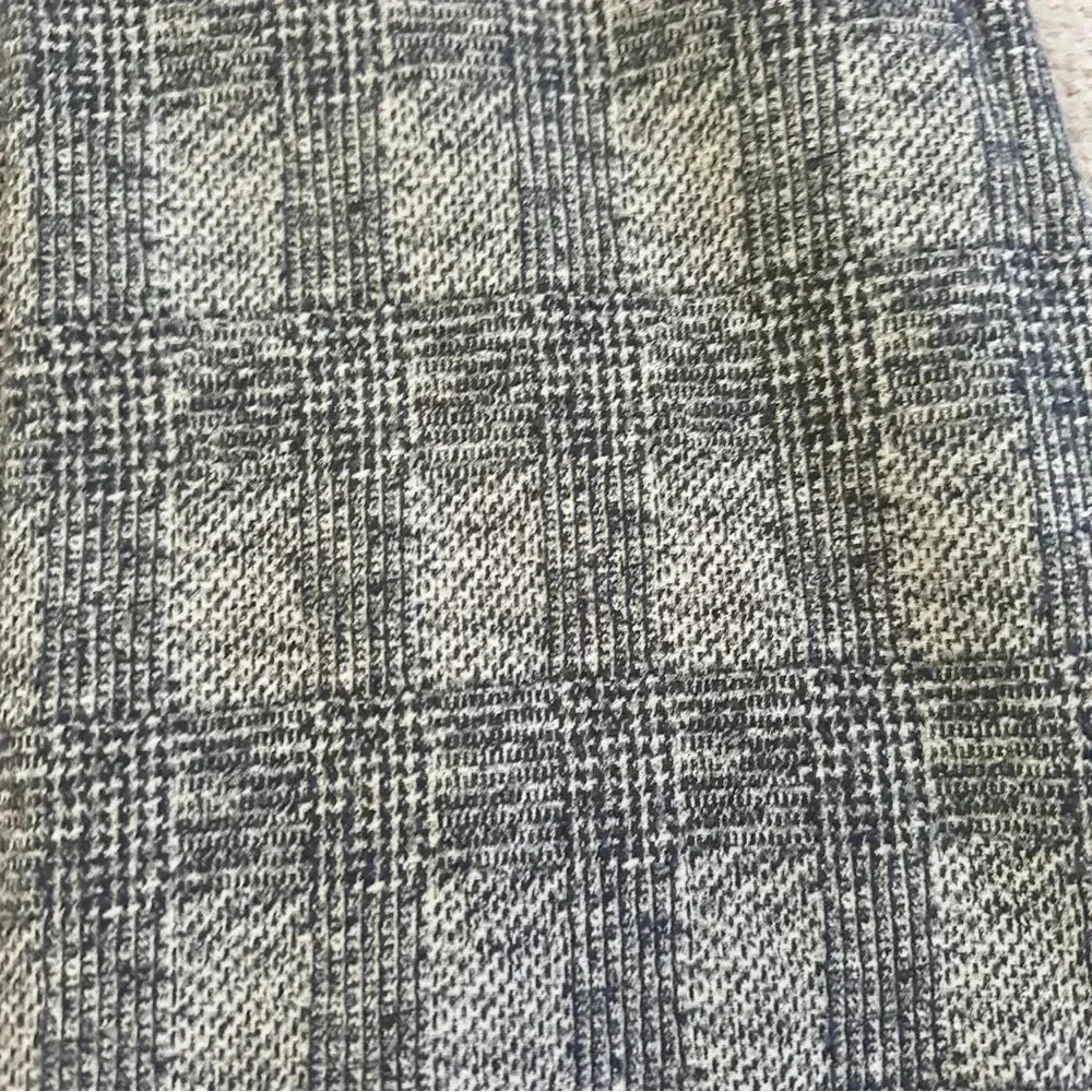 Zara Grey/blue plaid tweed style mini skirt size small - Picture 4 of 10